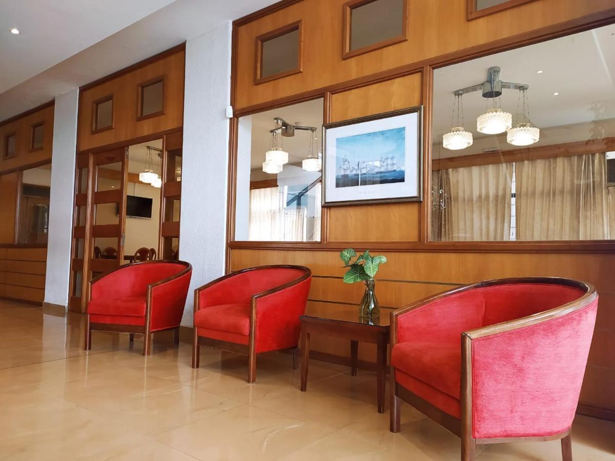 Gran Lourdes Hotel By Cph Вила Карлос Пас Екстериор снимка