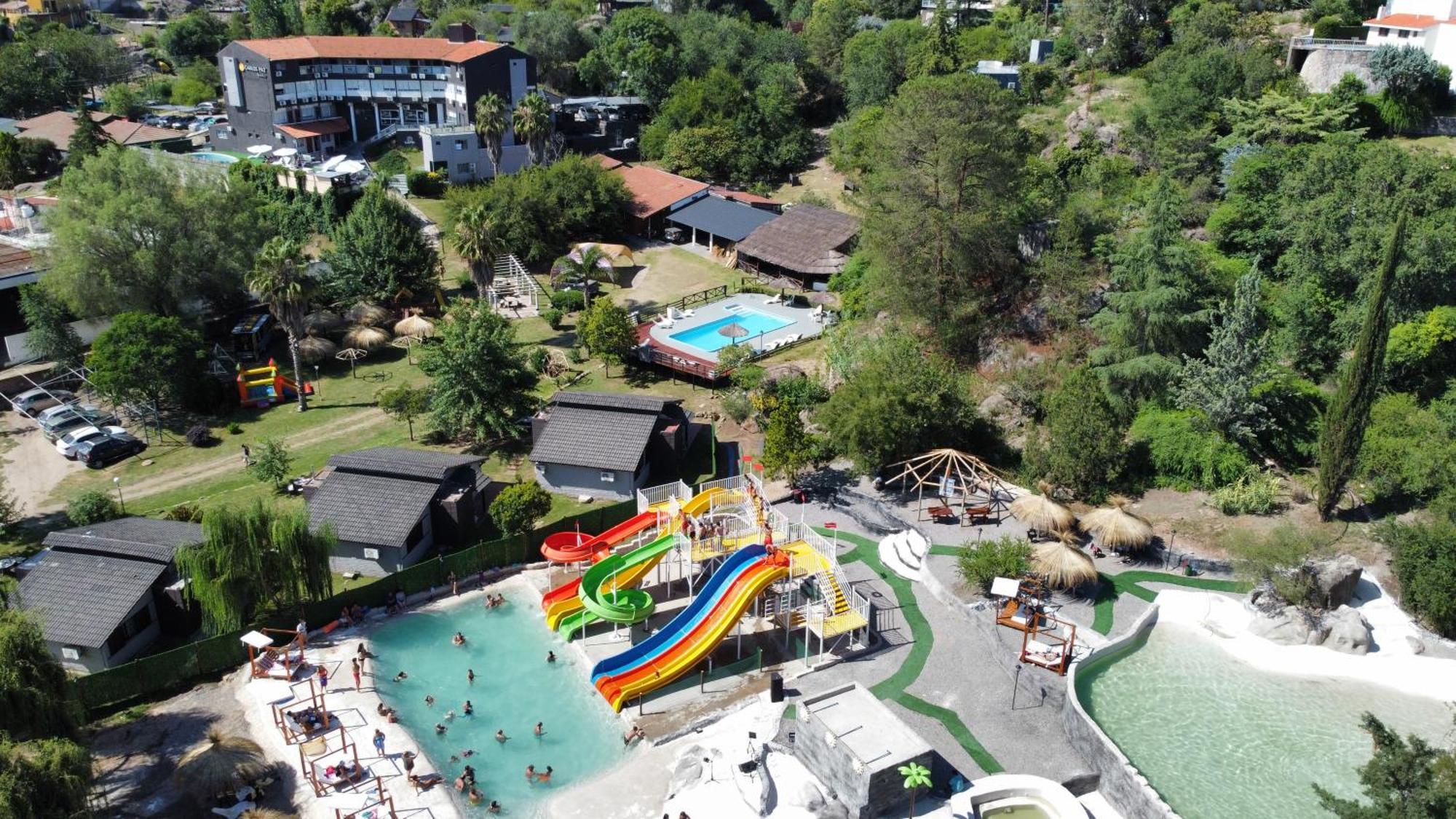 Gran Lourdes Hotel By Cph Вила Карлос Пас Екстериор снимка