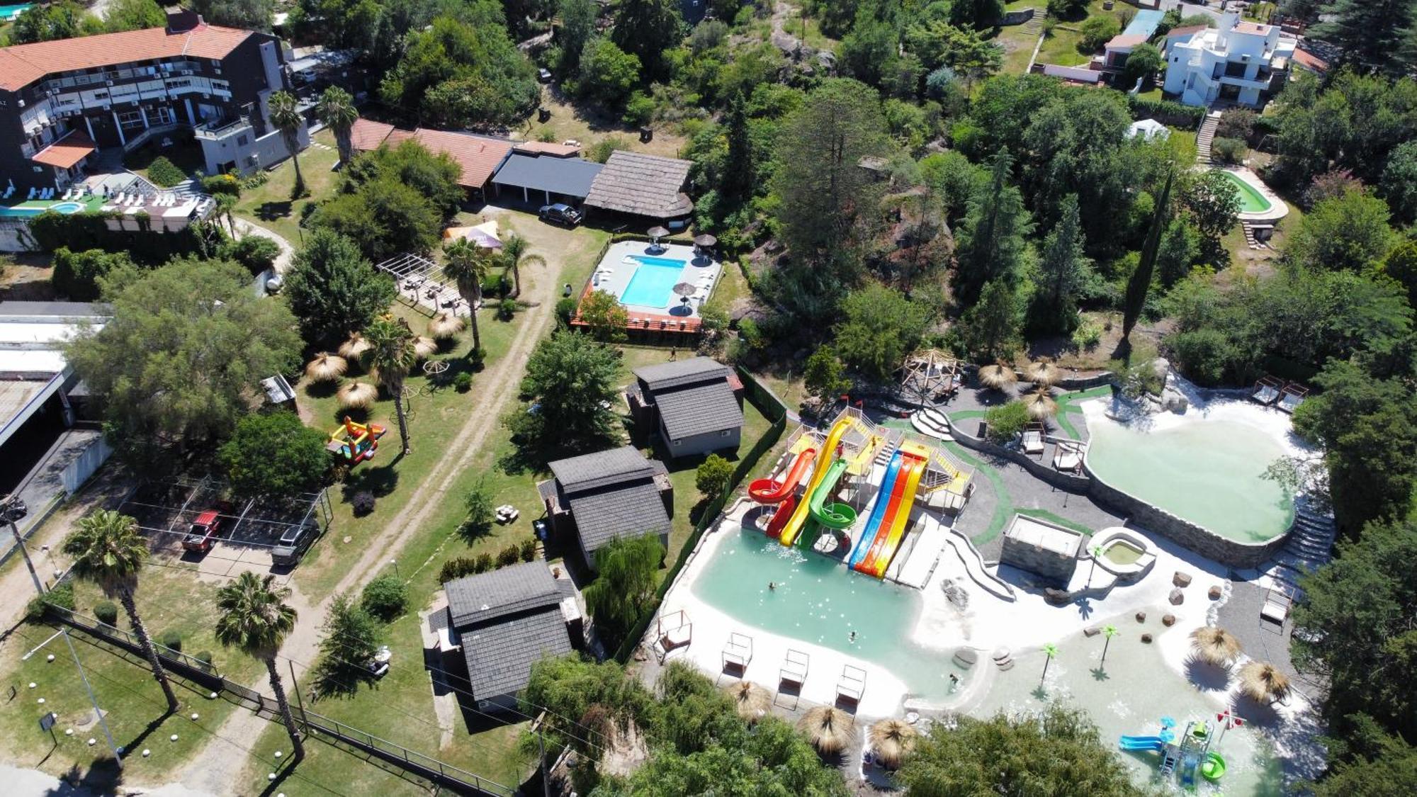 Gran Lourdes Hotel By Cph Вила Карлос Пас Екстериор снимка